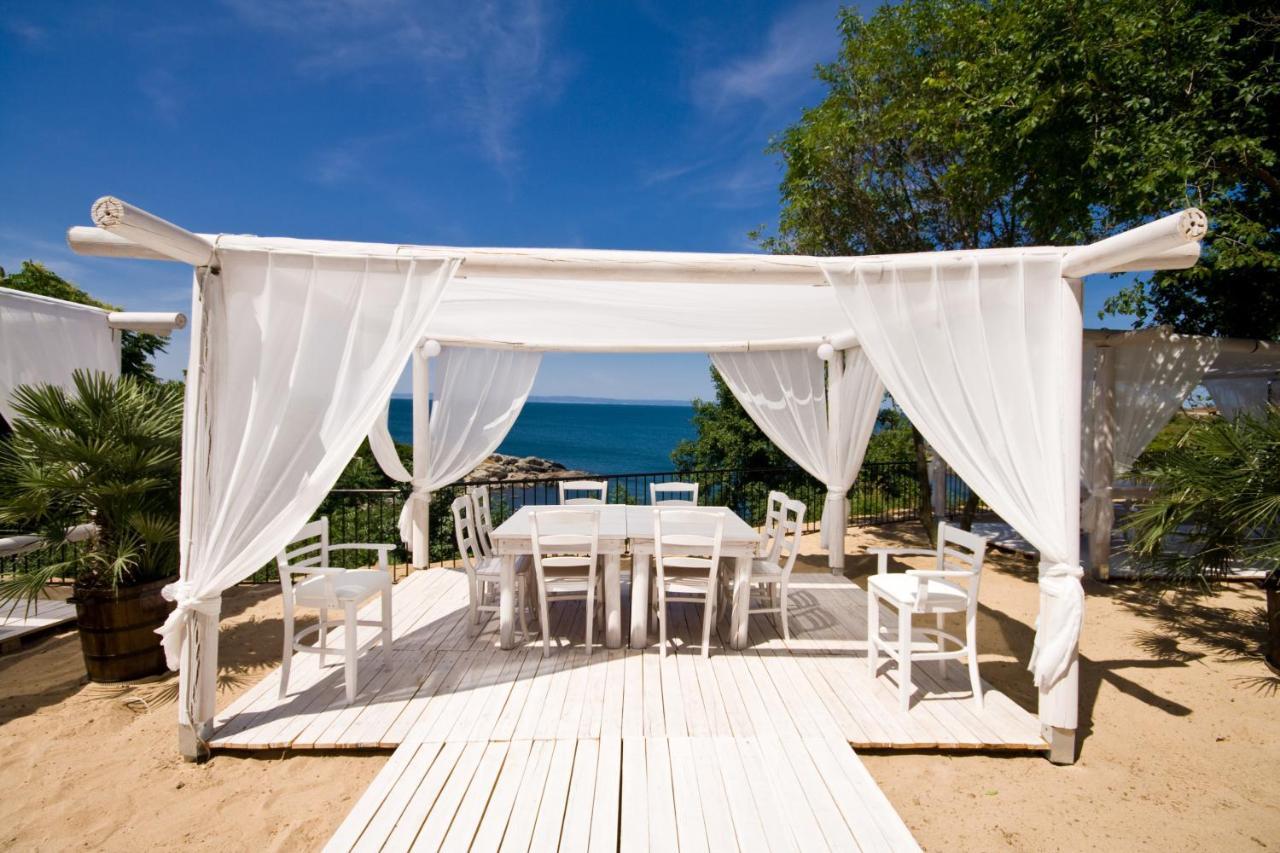 Paradise Bay Hotel Pomorie Extérieur photo